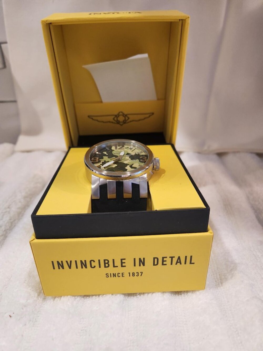 Invicta Men's Tactical Camouflage Sport Watch NIB - Picture 2 of 2